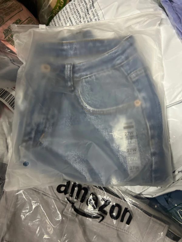 IMG_1939-600x798 Amazon 6FT Clothing Pallet #09