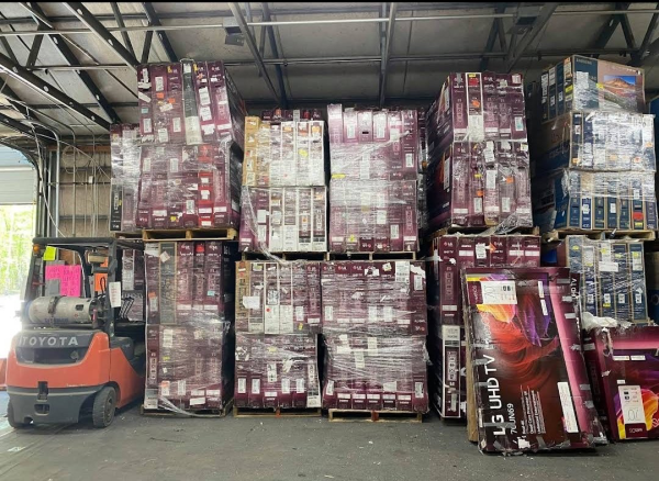 IMG_1952 Buy Smart TVs Pallets