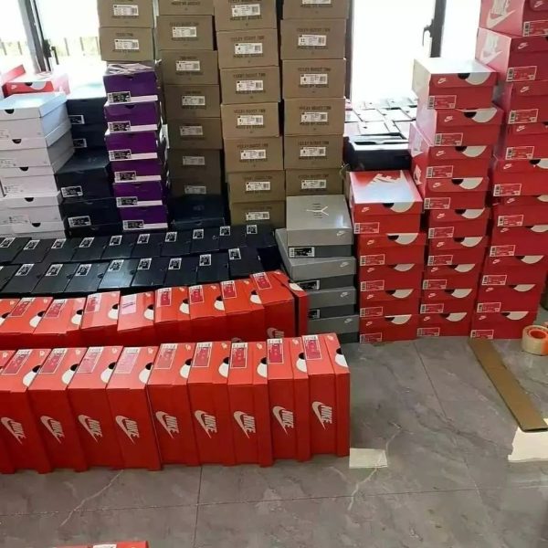 WhatsApp-Image-2023-09-18-at-16.52.28-1-600x600-1.jpeg Nike Shoe Pallets
