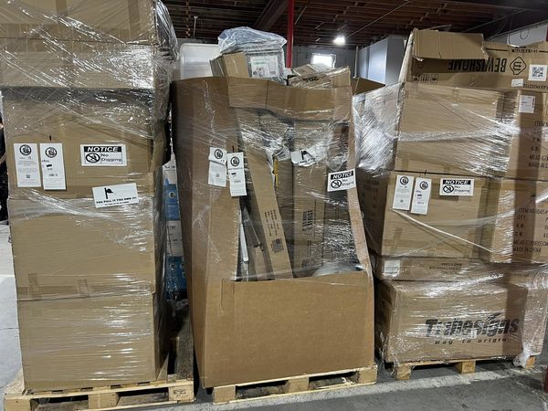 bouiy.jpg Pallet #02T10 – Mixed Products